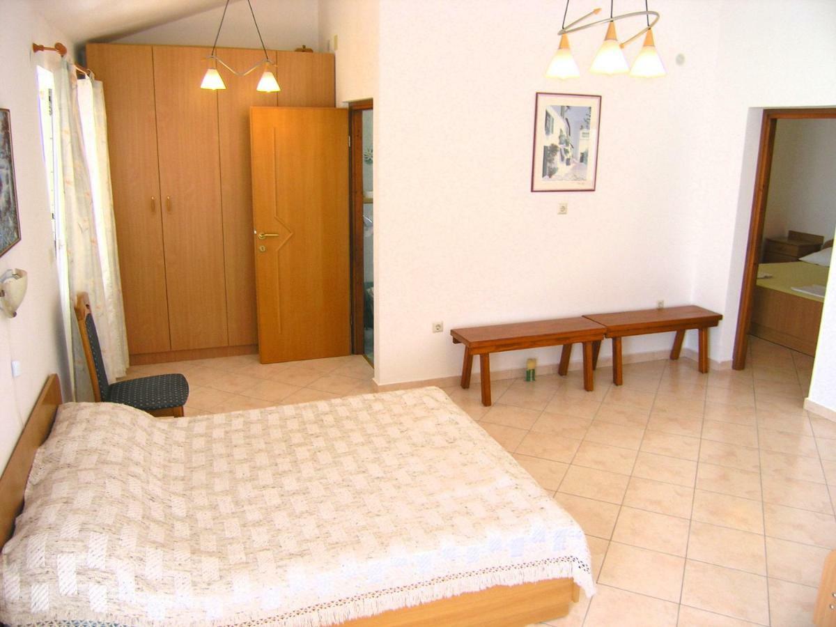 Apartman Juric Apartment Krk Town Exterior photo